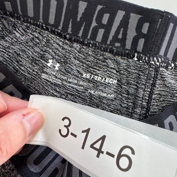 Under Armour Pants Womens X Small Black Grey Heathered Play Up Capri Loose - Picture 4 of 7